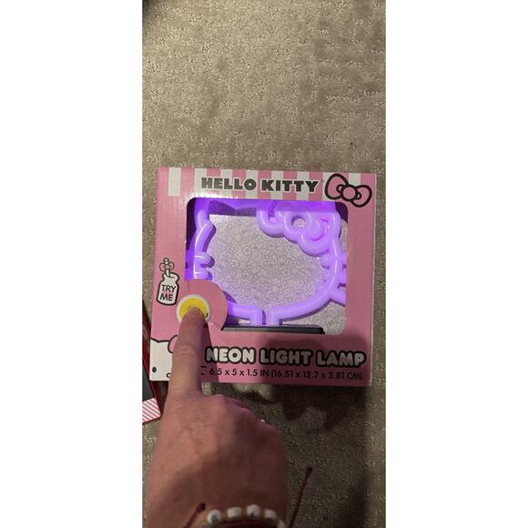 Hello Kitty Sanrio Pink Purple Silhouette Neon Light Lamp Light Battery - Picture 3 of 3